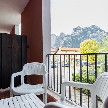 Club Hotel E Residence La Vela Торболе Экстерьер фото